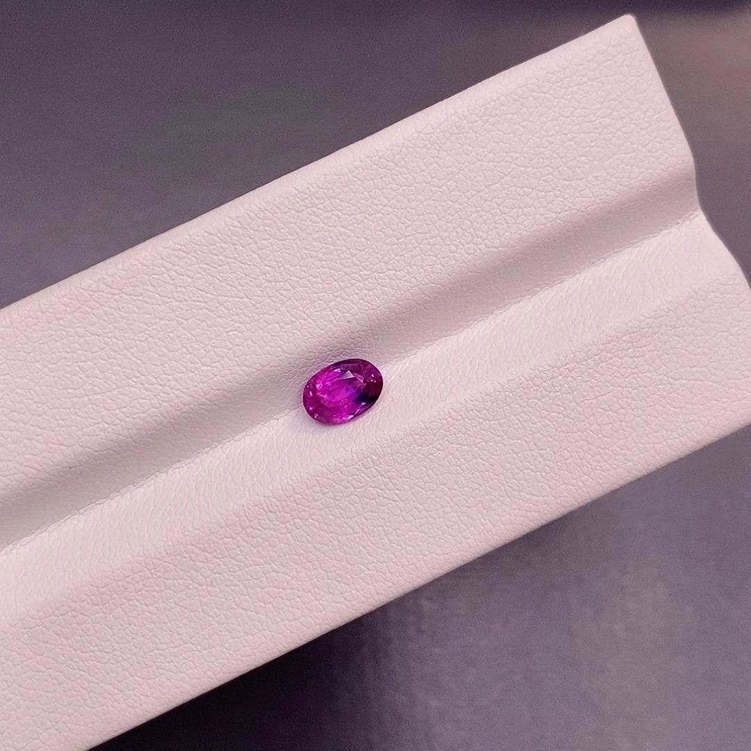 裸石蓝宝石0.67克拉