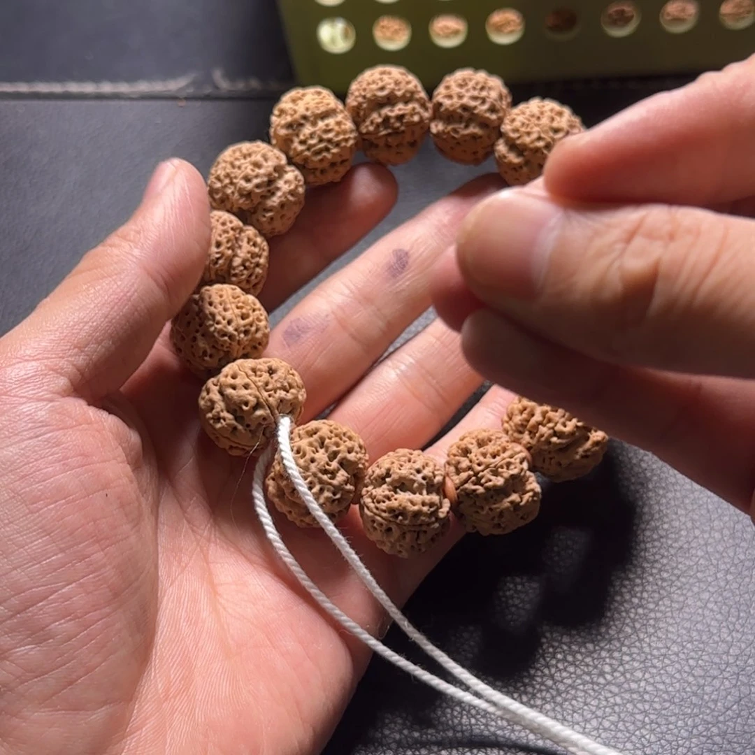 金刚菩提手串21尺寸深沟梅花