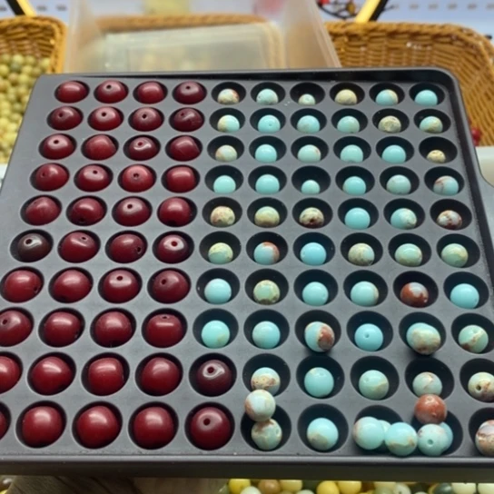 白玉菩提吊坠瑕疵车厘子和山石拼