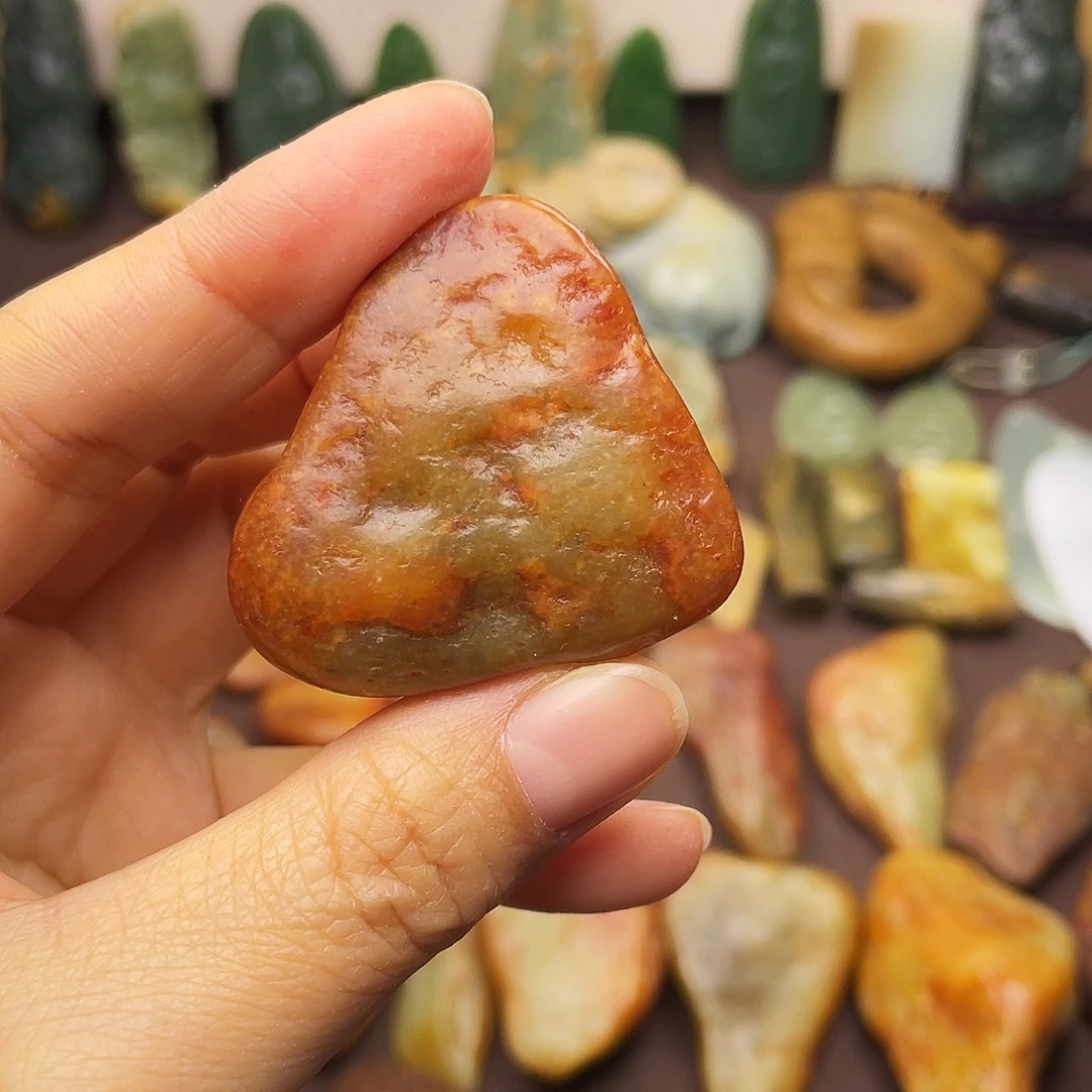 岫岩河磨玉（透闪石质玉）未镶嵌颈饰