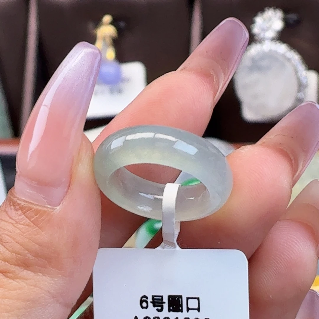 翡翠未镶嵌戒指翡翠戒指
