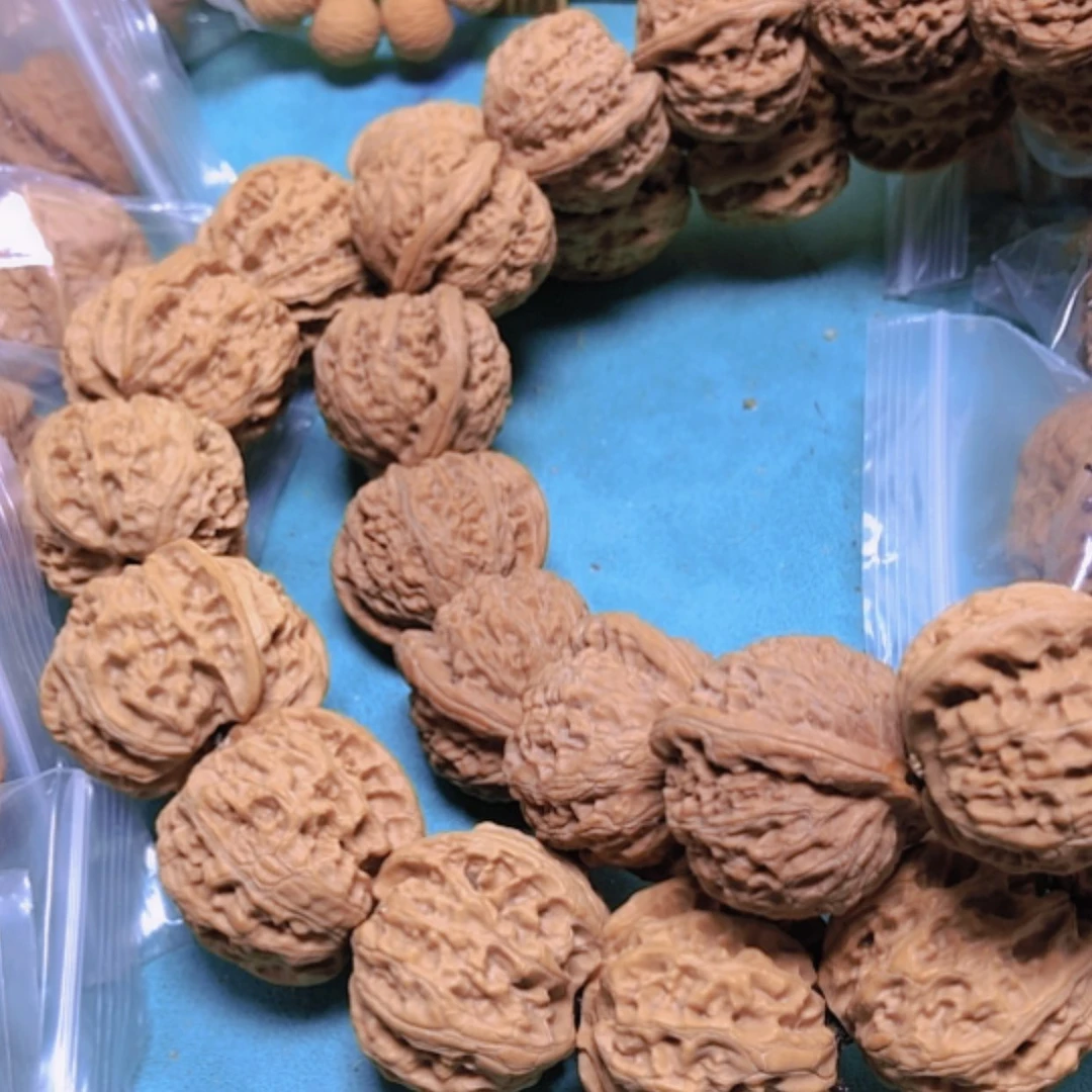 【闪购商品】手串/手链核桃T****317颗苹果手持，16宫灯手持，出油