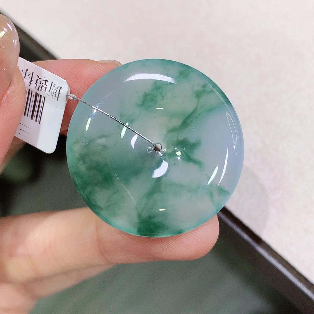 翡翠未镶嵌颈饰30.8-5.5