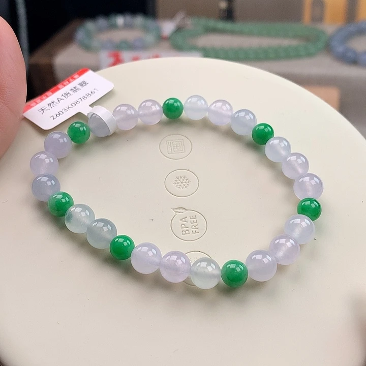 翡翠未镶嵌手链冰白阳绿，性价比