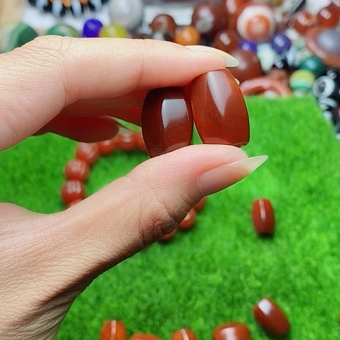 慧***儿未镶嵌玛瑙/玉髓珠宝半成品