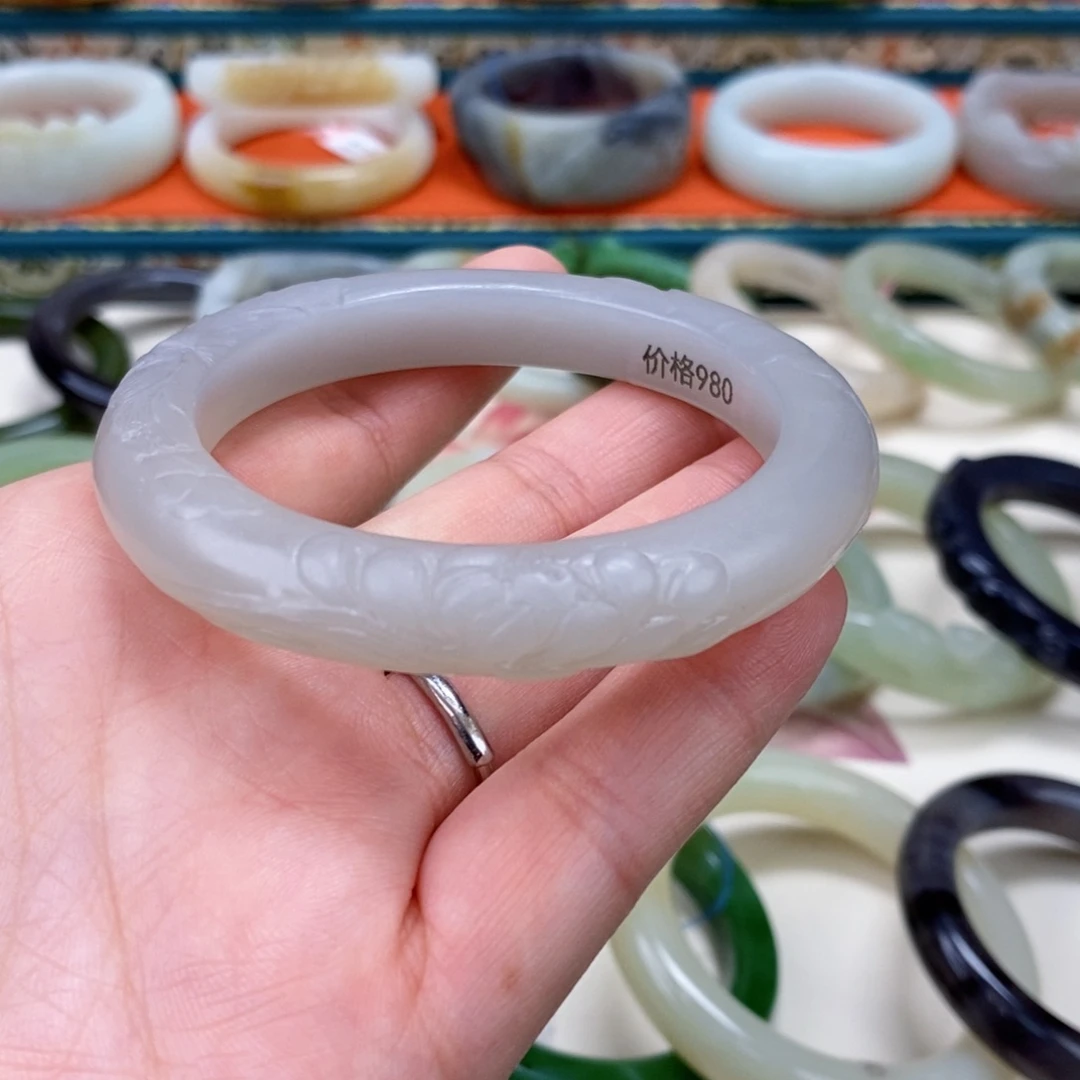 和田玉手镯粉紫色55.3未镶嵌