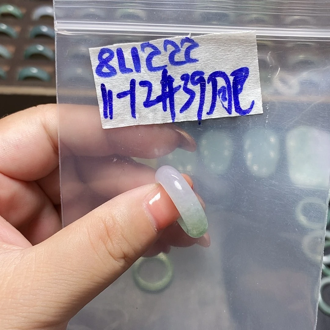未镶嵌定制翡翠肥*蕊