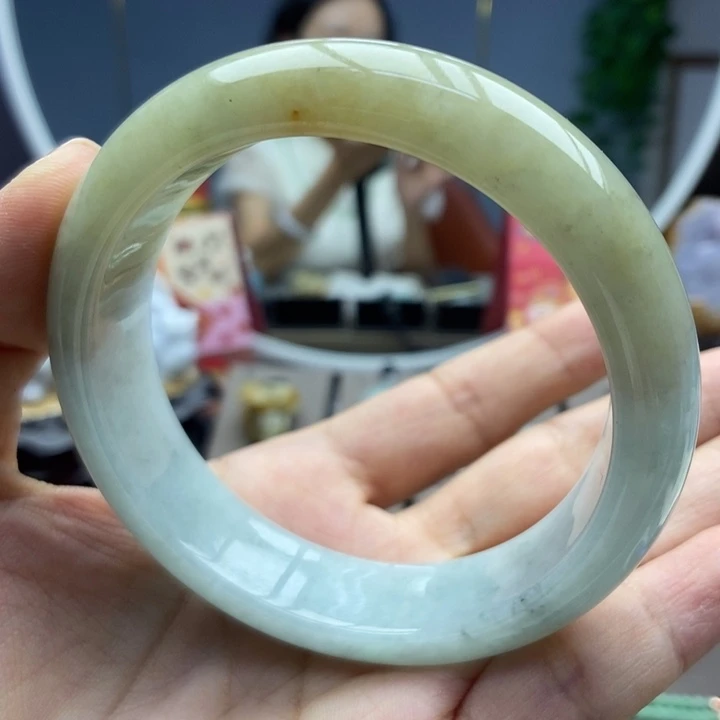 翡翠手镯未镶嵌手镯56