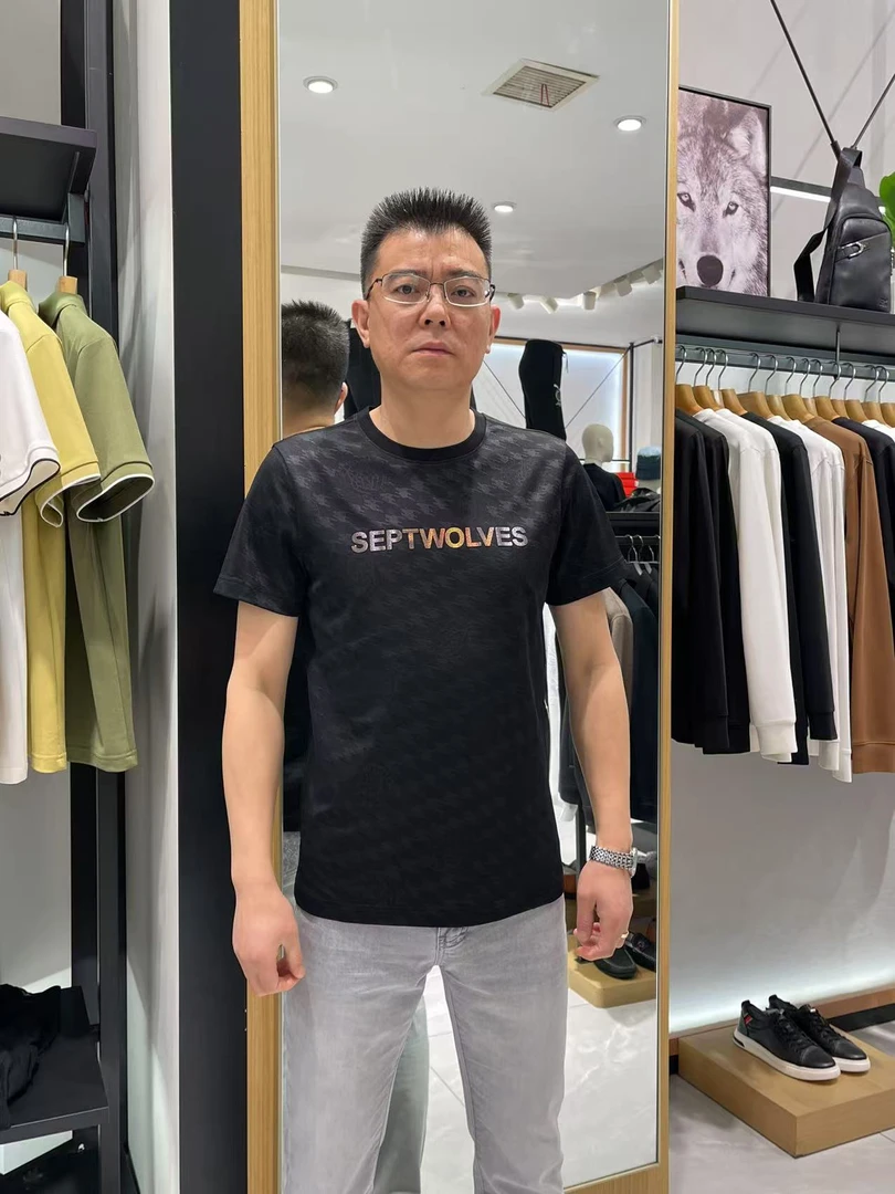 Septwolves/七匹狼24年夏季宠粉款短袖(2556)