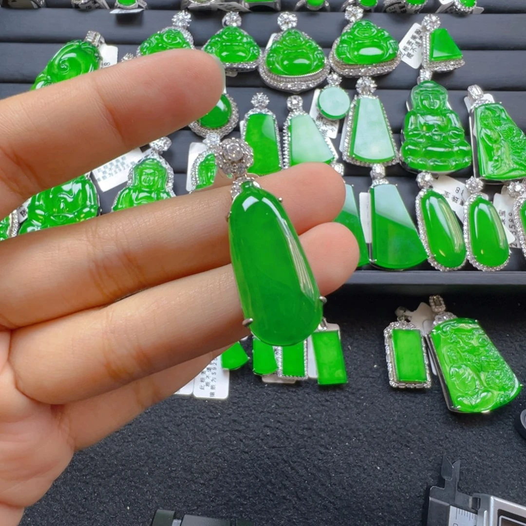 翡翠银S925镶嵌颈饰