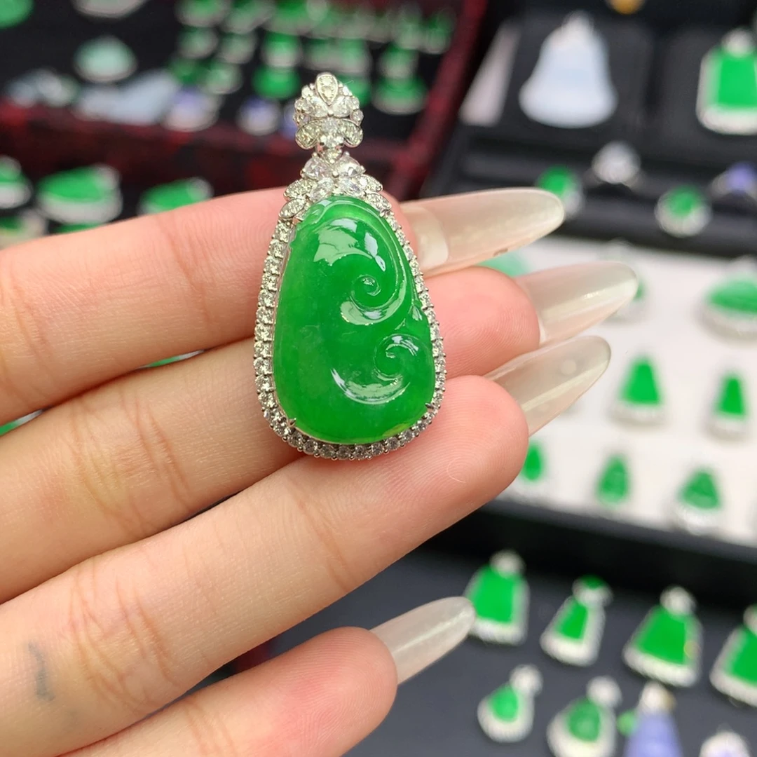 翡翠18K金镶嵌吊坠(不含链)