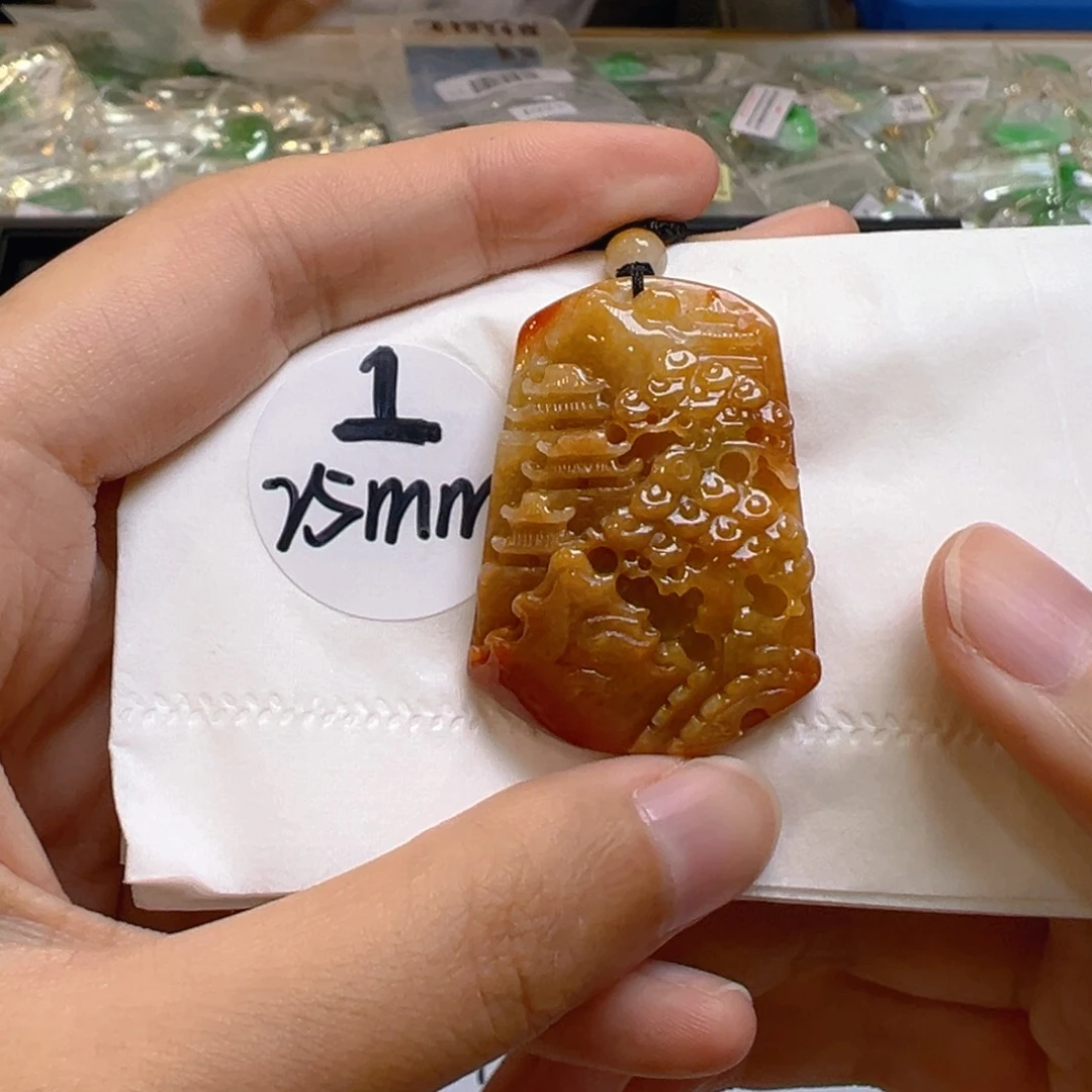 吊坠(不含链)未镶嵌翡翠