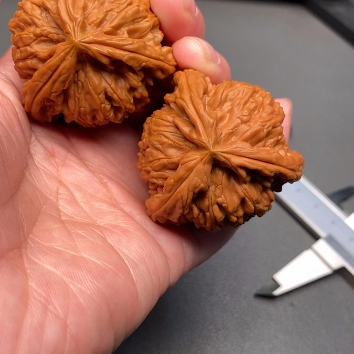 小***天文玩核桃吊坠核桃核桃