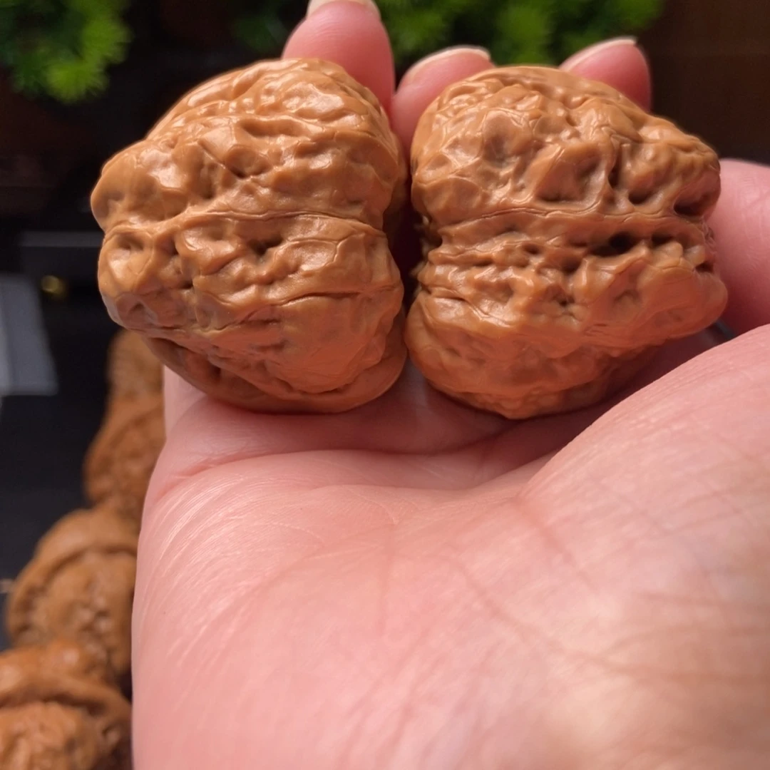 依***爸文玩核桃把件蛤蟆头