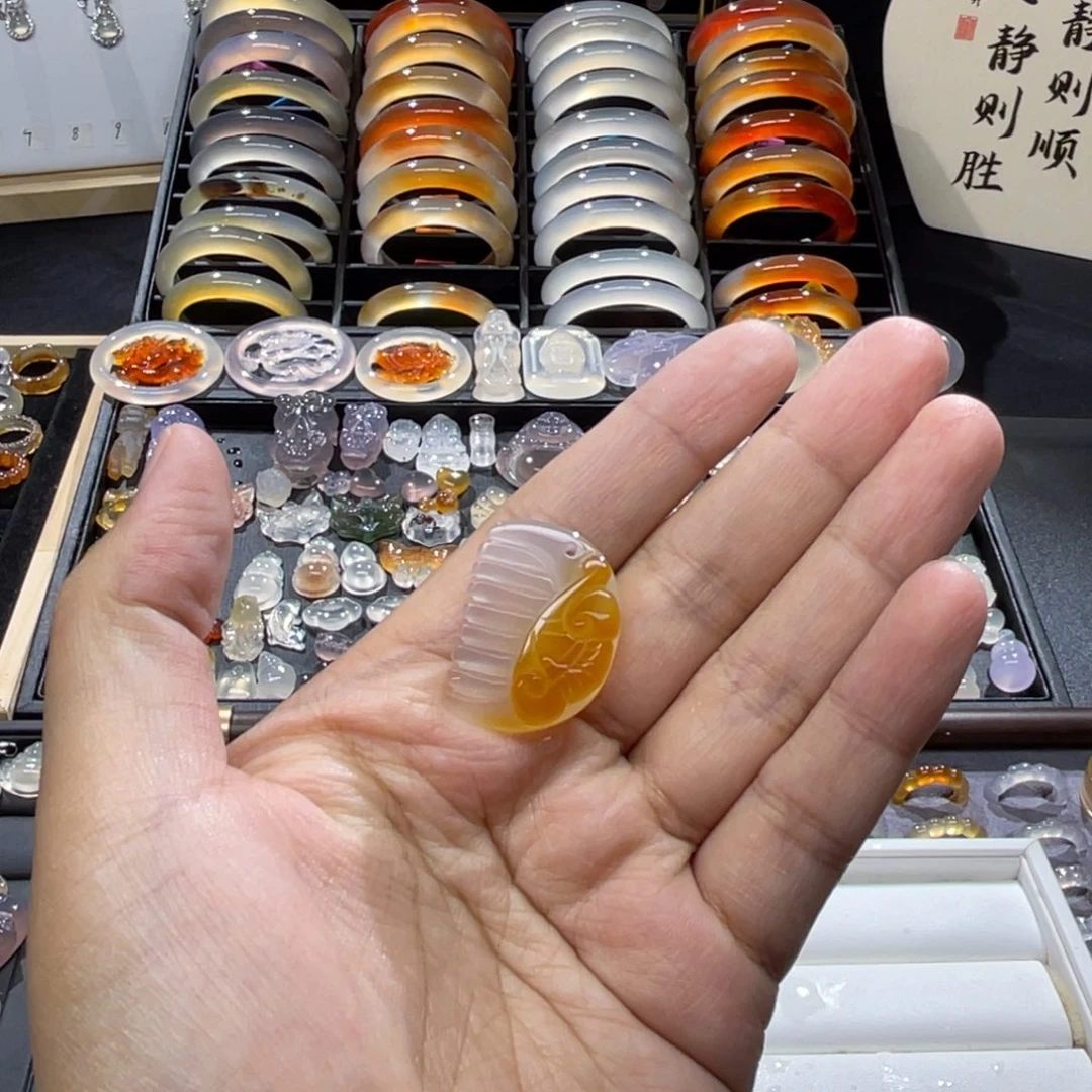 7***%未镶嵌颈饰玛瑙/玉髓