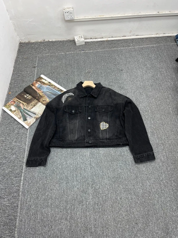 欧货女装原创不撞衫2025时尚百搭月芽爱心牛仔外套