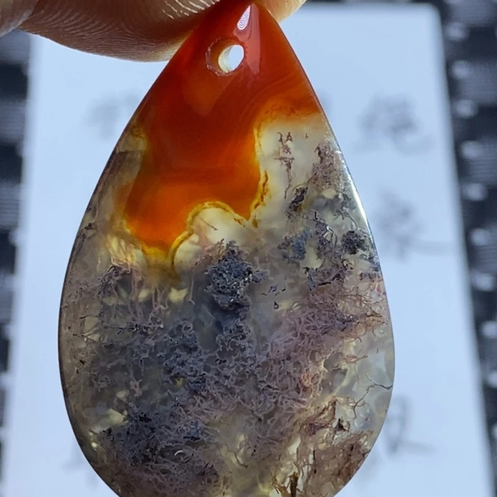 玛瑙/玉髓颈饰未镶嵌