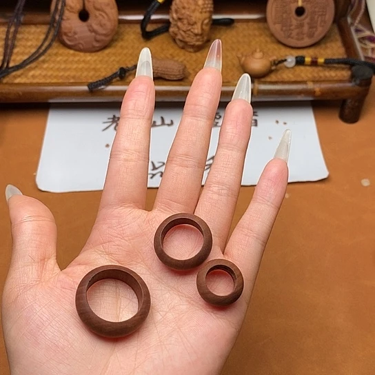 檀香木手串/手链戒指三件套（瑕疵）