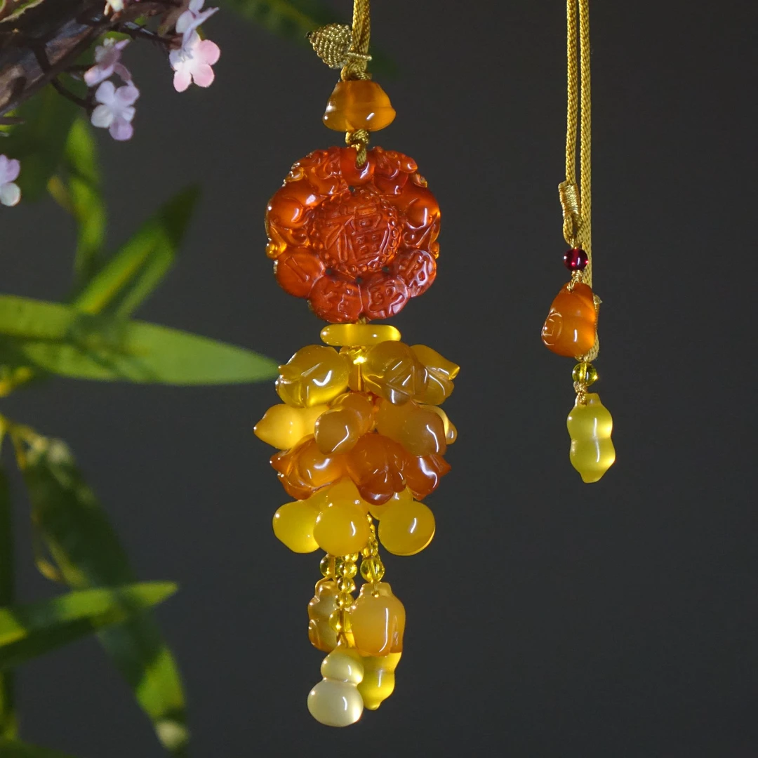 焦糖色双面福牌-寓意满满天然玉石车挂