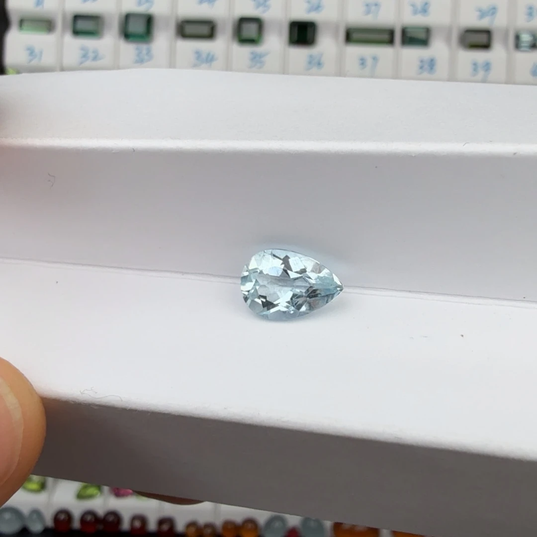 海蓝宝石裸石天然1.76克拉