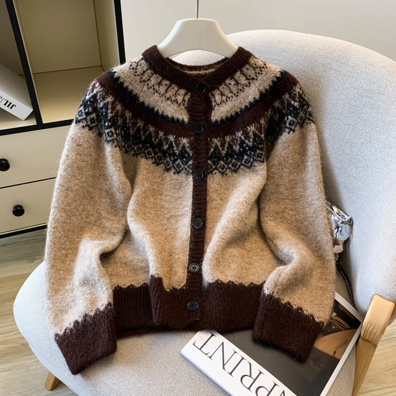 秋冬新款费尔岛毛衣洋气外套女小众百搭针织开衫别致短款上衣