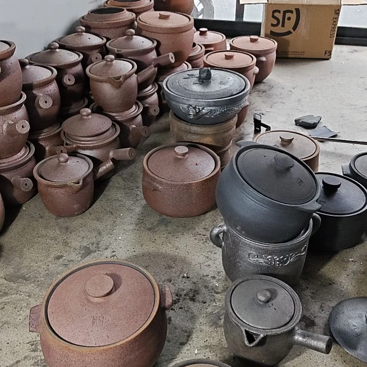 荥经砂锅无釉无涂层