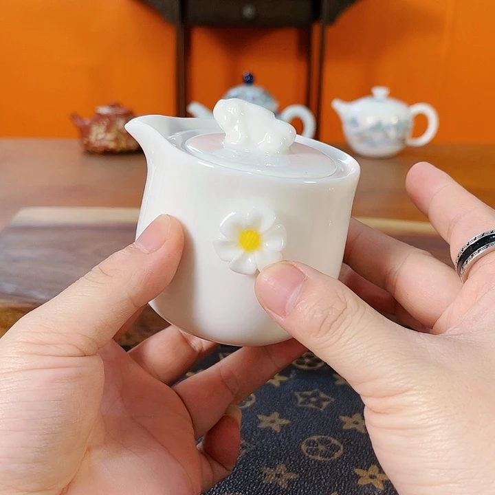 茶具等产品为一体综合体