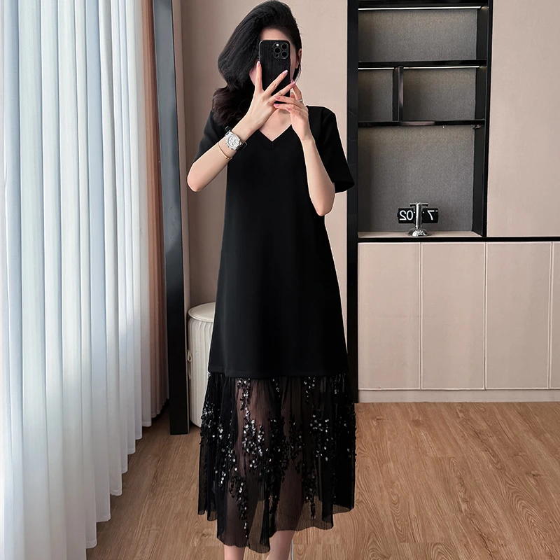 亮闪闪网纱拼接V领连衣裙女2025夏季新款宽松显瘦中长款大码T恤裙