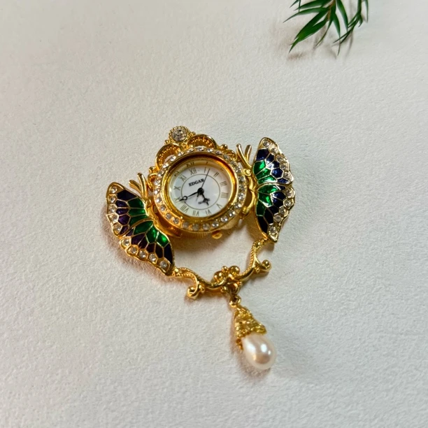 90新  【六六中古】孤品精美胸针摆件表te4011