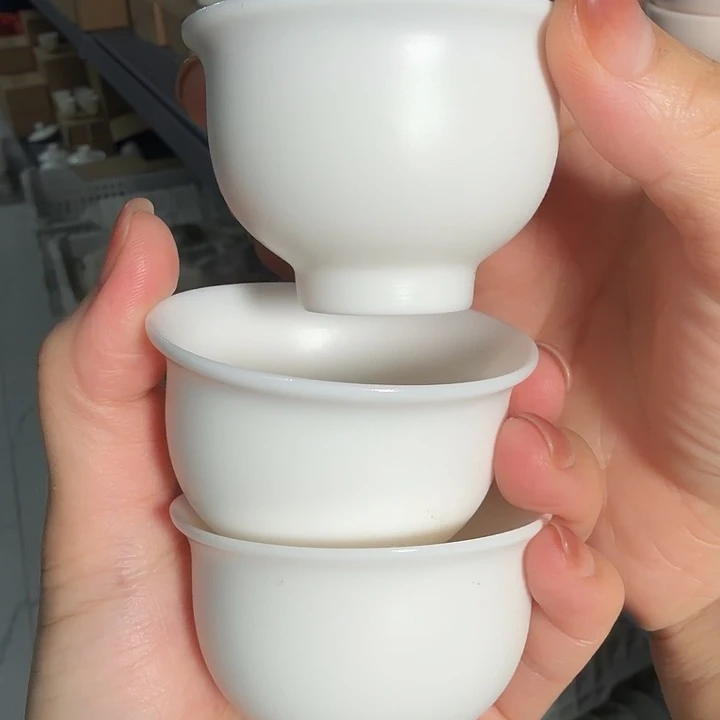 开播福利羊脂玉猪油白反口杯三个一组