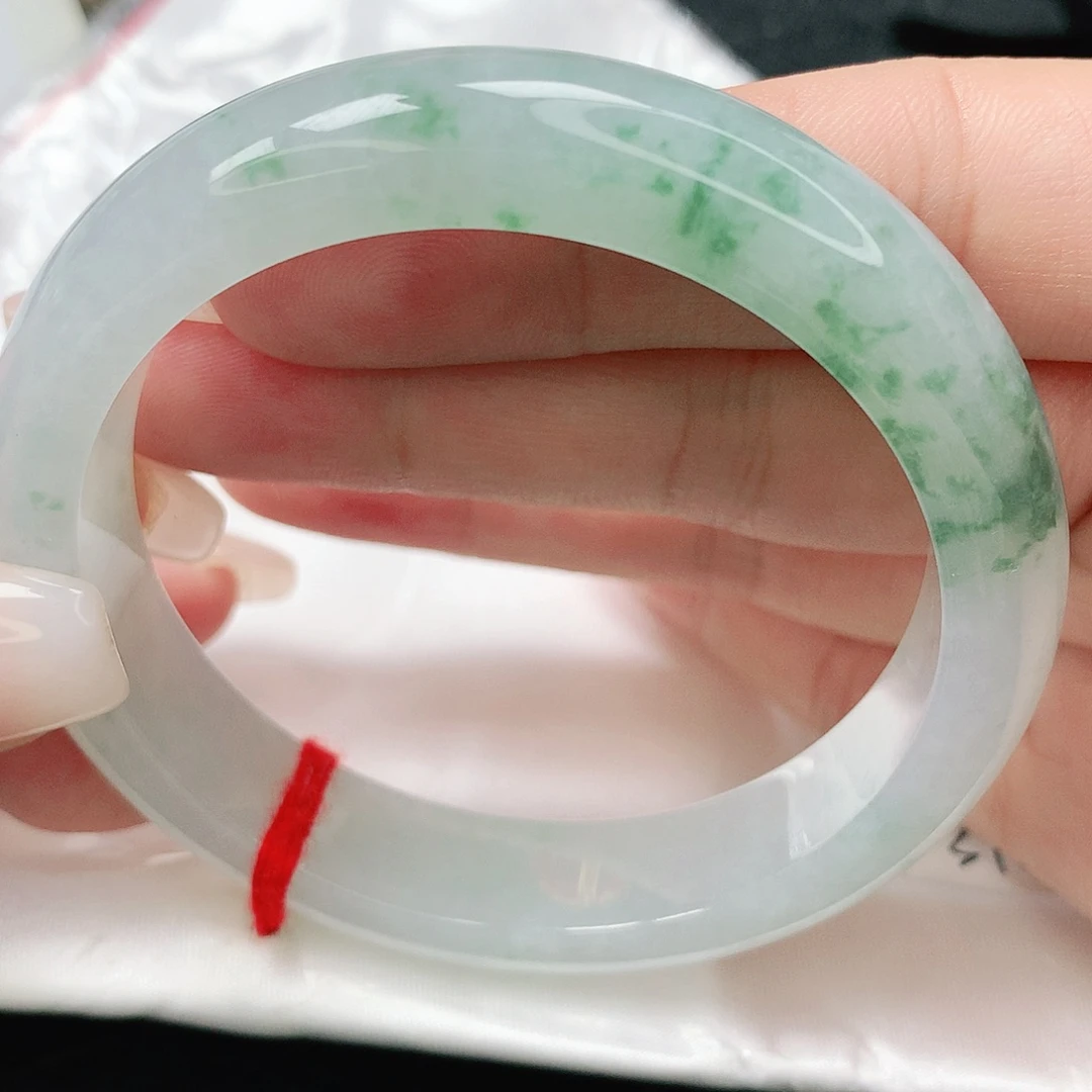 翡翠手镯未镶嵌缅甸天然A货翡翠