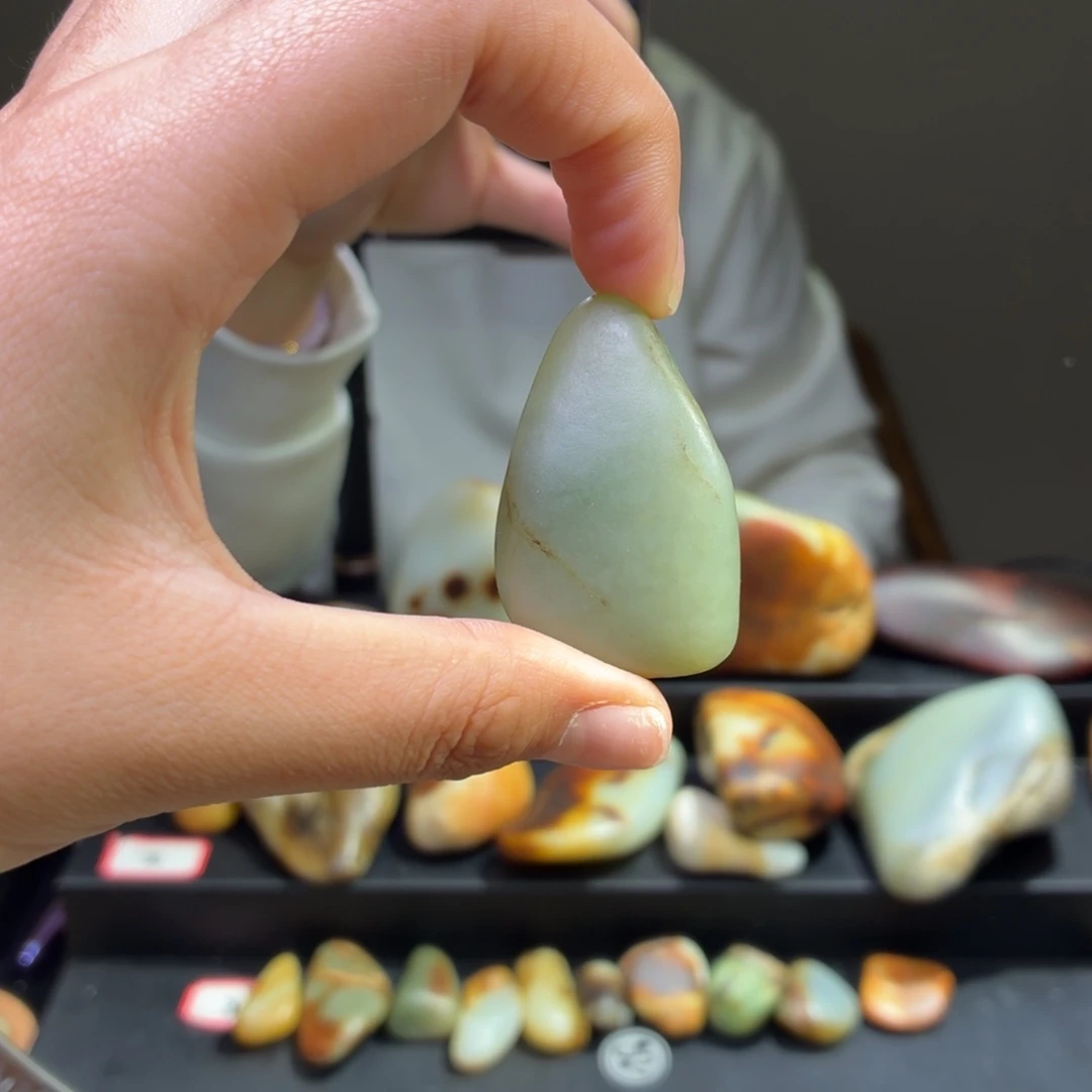 和田玉未镶嵌挂件30.4