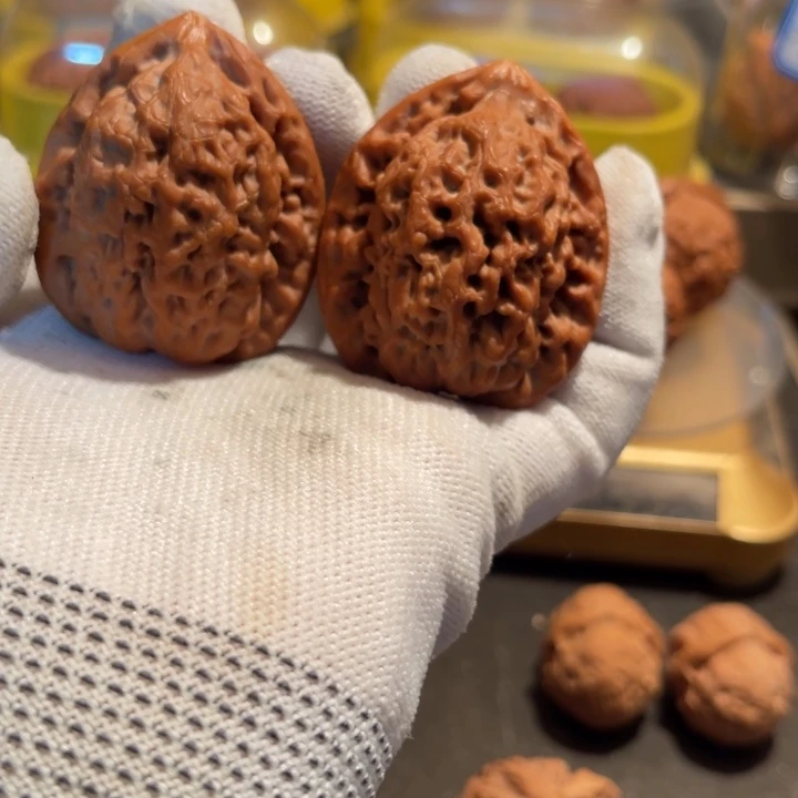 文玩核桃把件金公子40