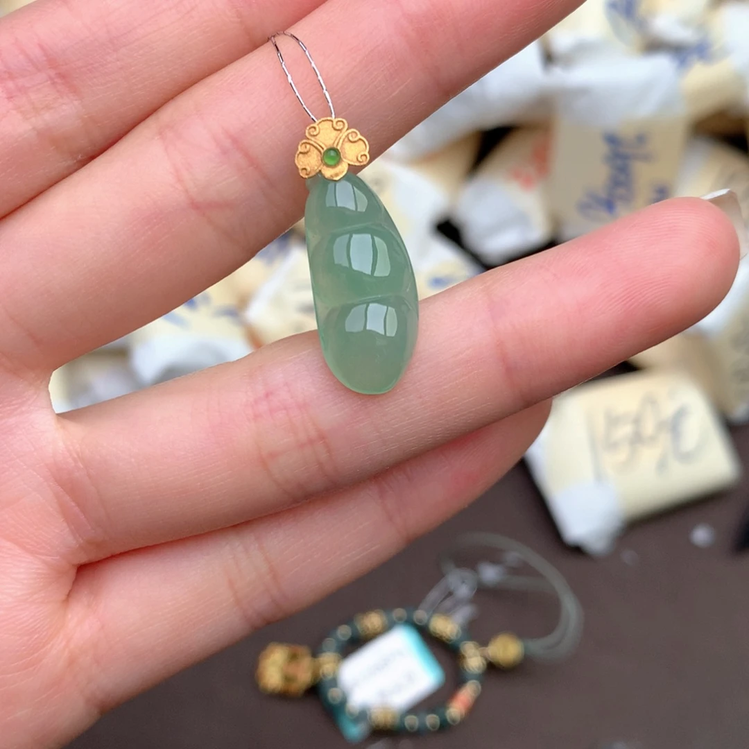 【闪购商品】翡翠挂件18K金镶嵌一