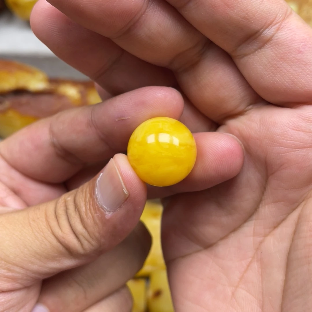 小***！未镶嵌蜜蜡裸石珠子