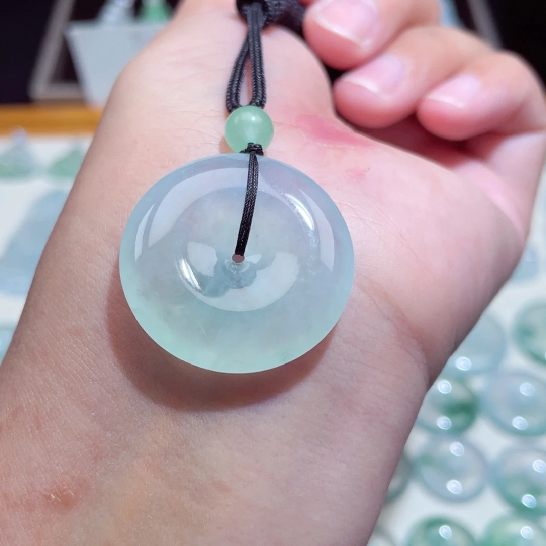 颈饰未镶嵌翡翠扣子