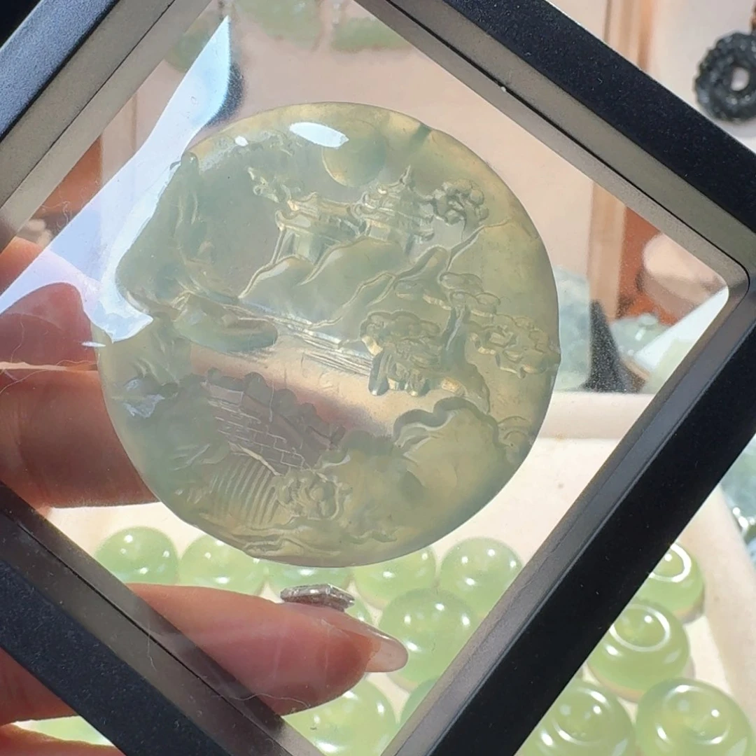 岫玉未镶嵌颈饰精美礼品