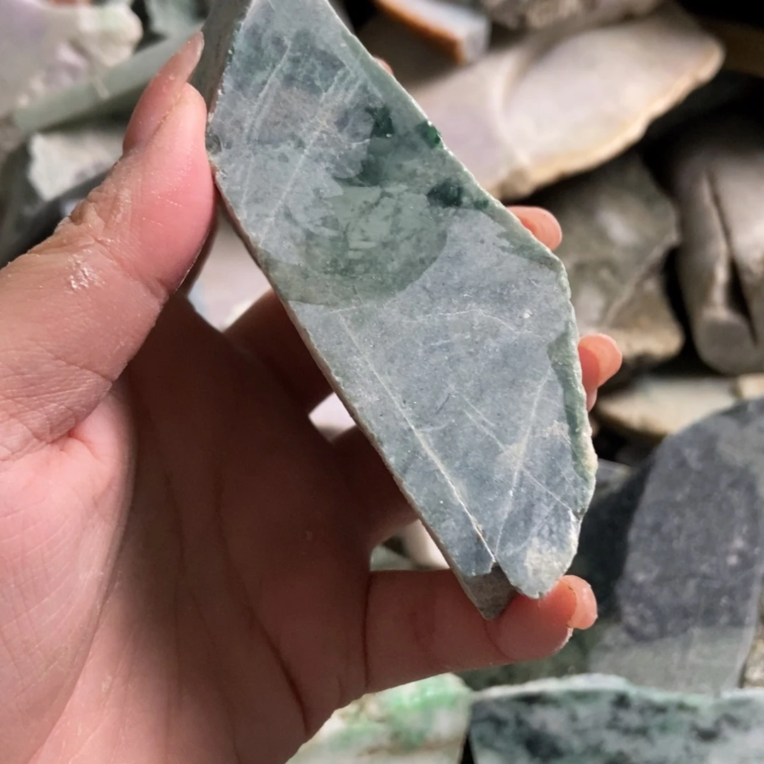 翡翠未镶嵌挂件天然翡翠