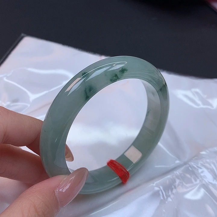 翡翠未镶嵌手镯56
