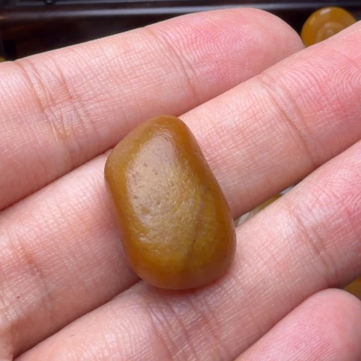 小***班田黄石寿山田黄石