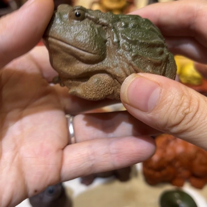 紫砂茶宠是法国进口