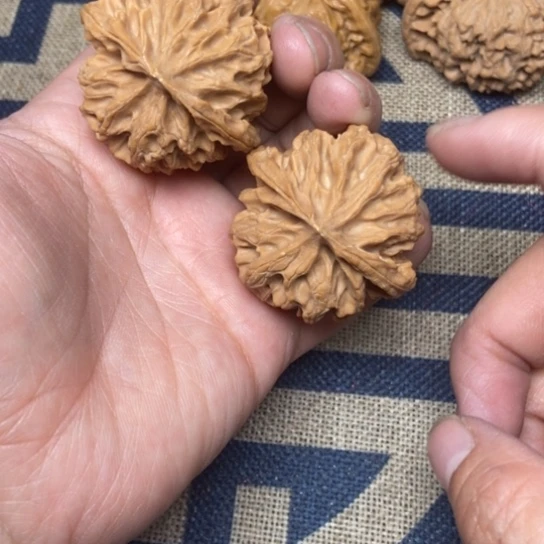 吊坠文玩核桃苹果