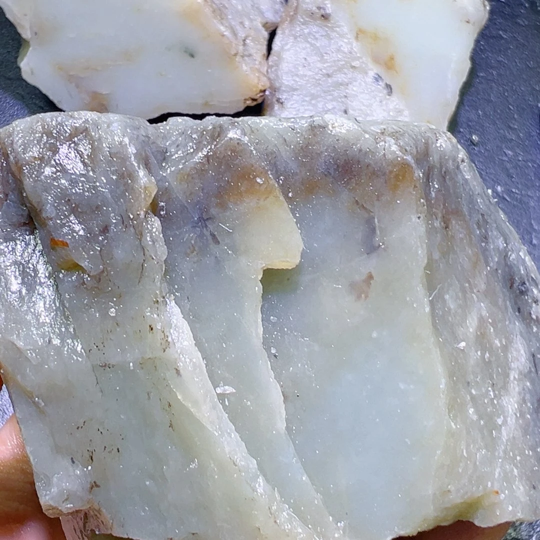 和田玉未镶嵌珠宝半成品