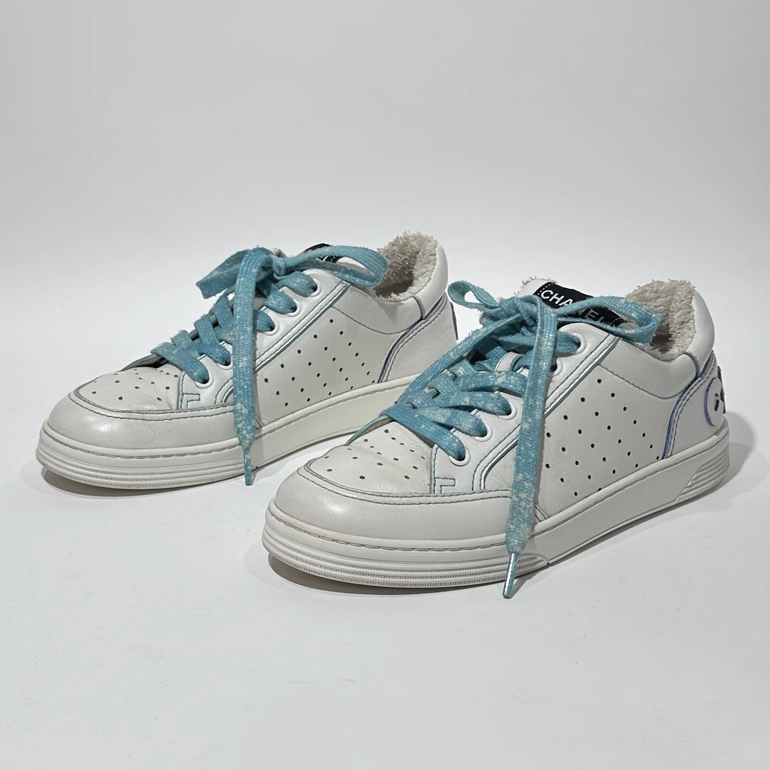 95新 Chanel/香奈儿 37码 白蓝时尚板鞋/WX80185