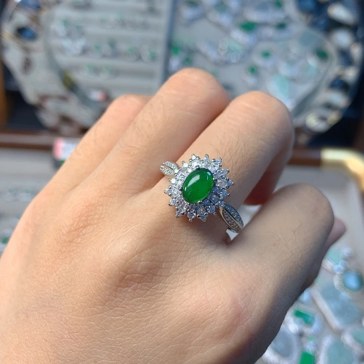 翡翠未镶嵌戒指戒指