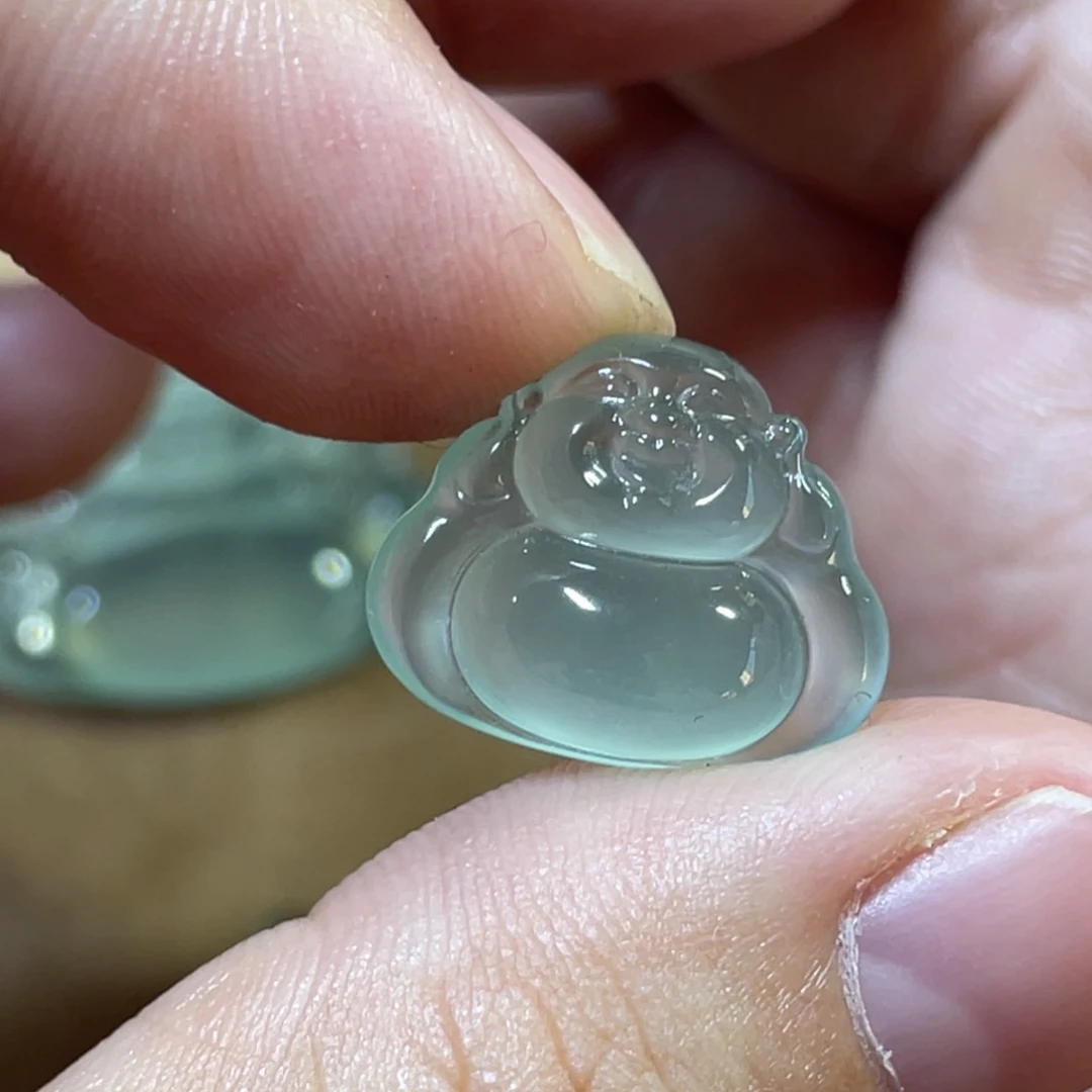 未镶嵌定制翡翠佛公