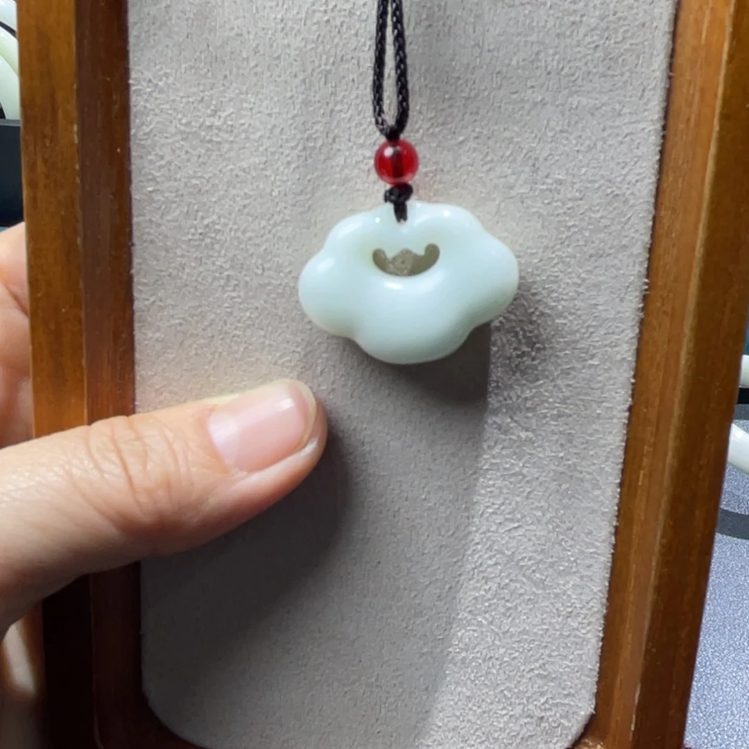 蓝田玉（蛇纹石化大理石玉）颈饰未镶嵌初*·