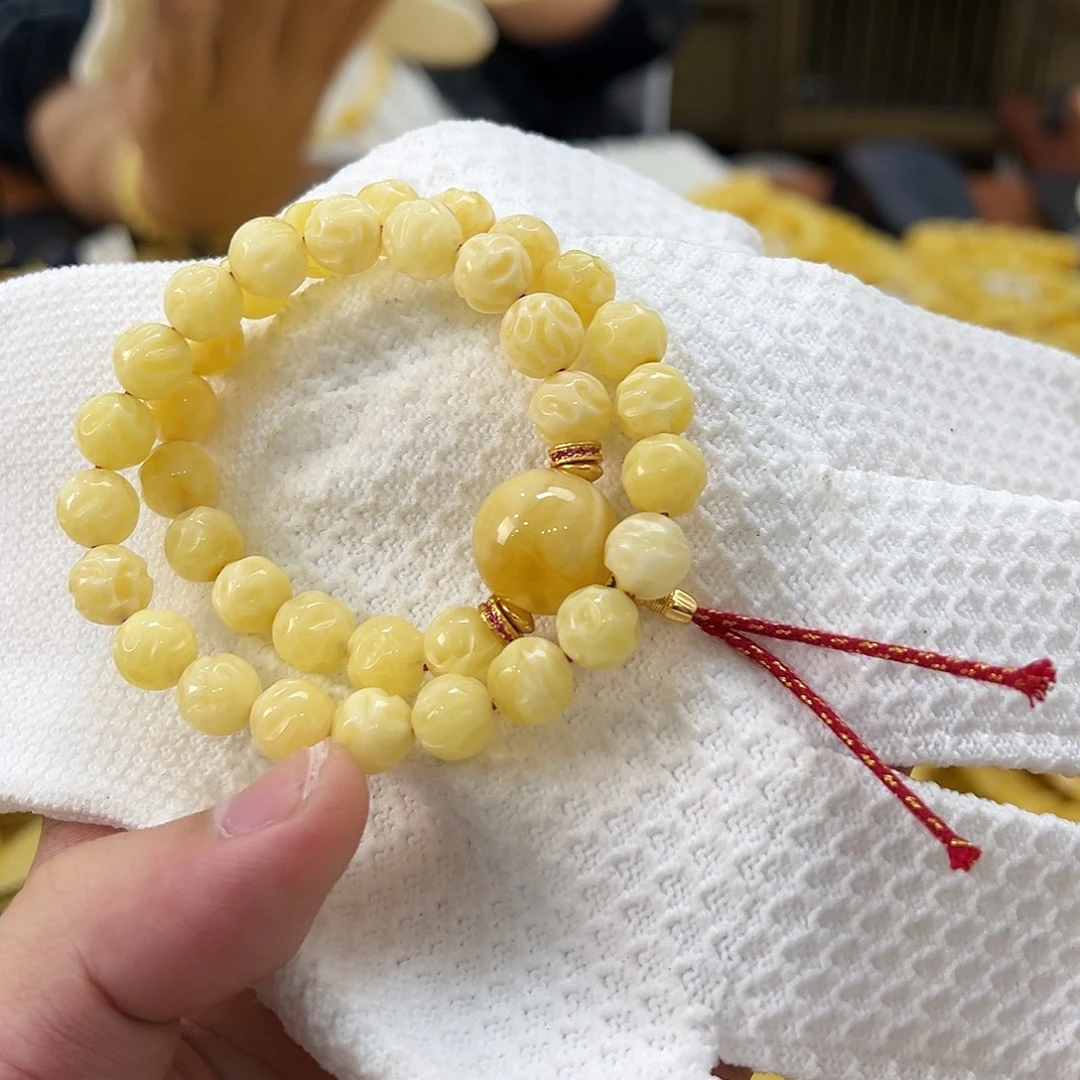轻***浅蜜蜡未镶嵌珠宝奇石