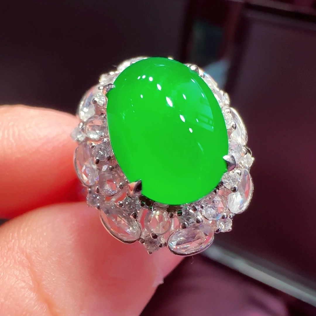 翡翠18K金镶嵌戒指戒指