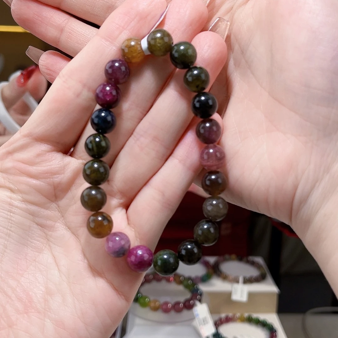 碧玺多样性发一件未镶嵌